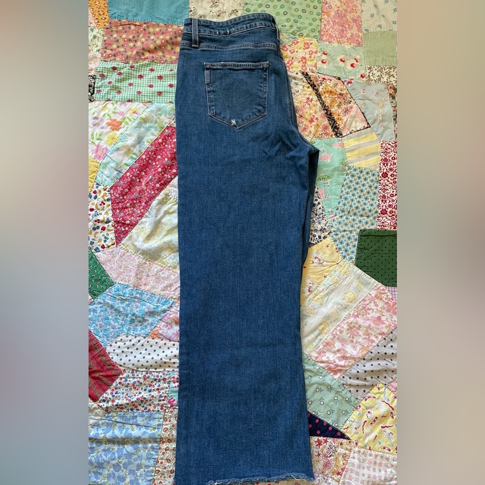 PAIGE Leenah Ankle Jeans in Classic Blue Wide Leg Raw Hem Excellent Shape Size32 - Picture 7 of 11